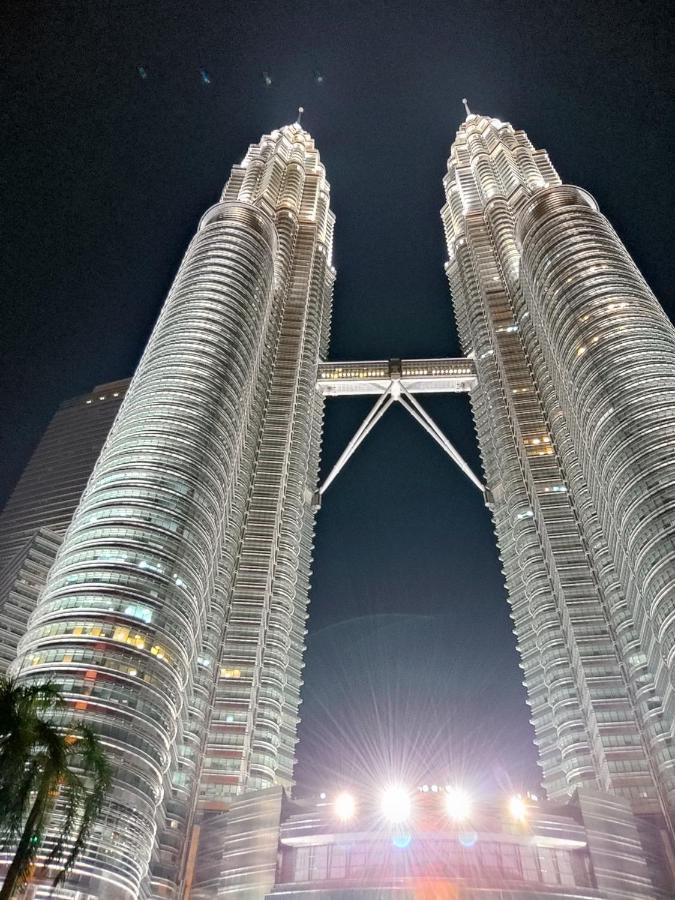 KLCC view condo stay Kuala Lumpur Exterior foto